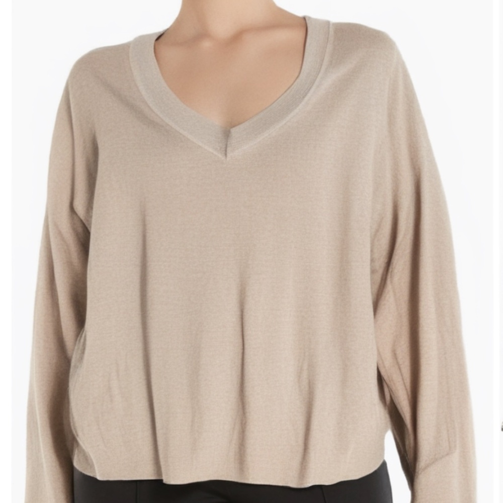 NEW H&M SWEATER